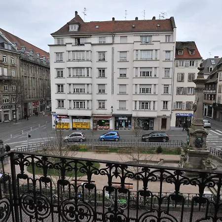 Paola, Pamela, Patricia Et Pascale * Estrasburgo